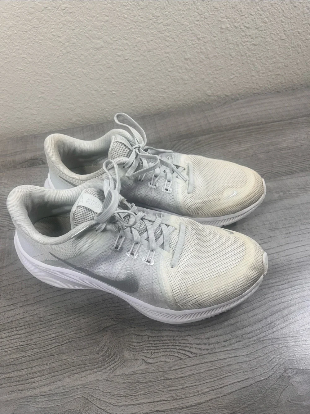 Nike Women’s Grey Running Shoes Size 9